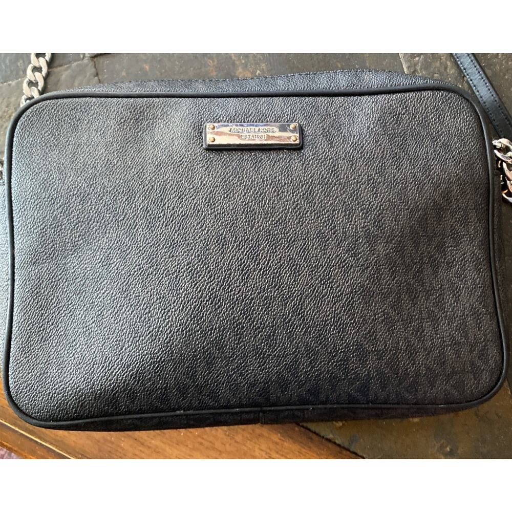 Michael Kors Women's Jet Set Crossbody - Black - Picture 2 of 11